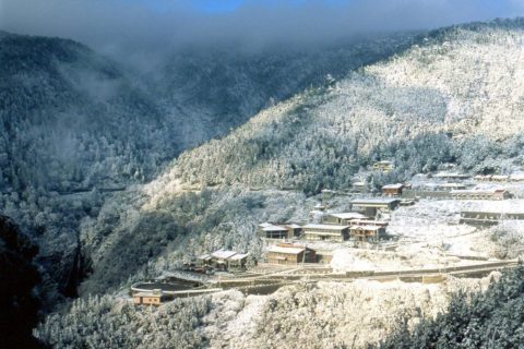 鳩之澤溫泉Jiuzhize (Renze) Hot Springs