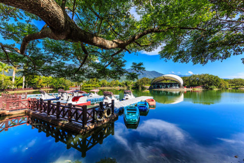 關山親水公園 Guan Mountain (Guanshan) Water Park