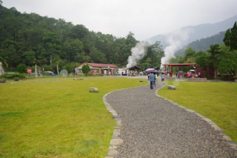 宜蘭包車旅遊"清水地熱、噶瑪蘭酒廠、傳統藝術中心"